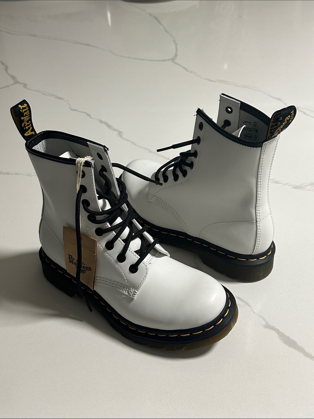 NEW Dr. Martens 1460 Leather Lace Up Boots